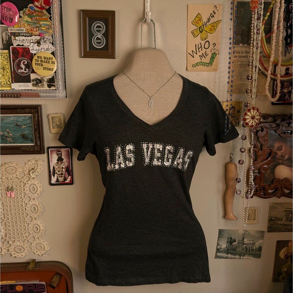 Sparkly Las Vegas Graphic T-Shirt Women's Medium Dark Gray